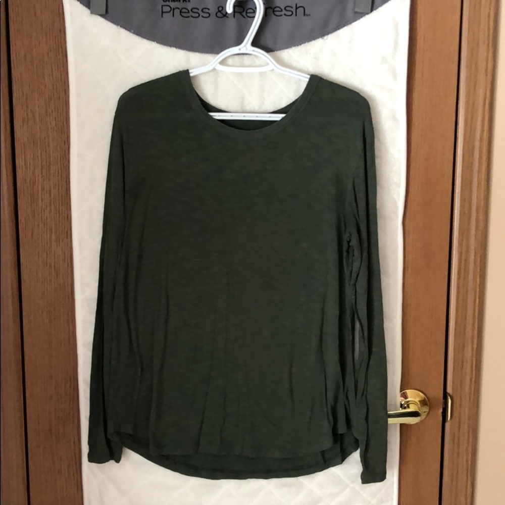 American Eagle long sleeve shirt